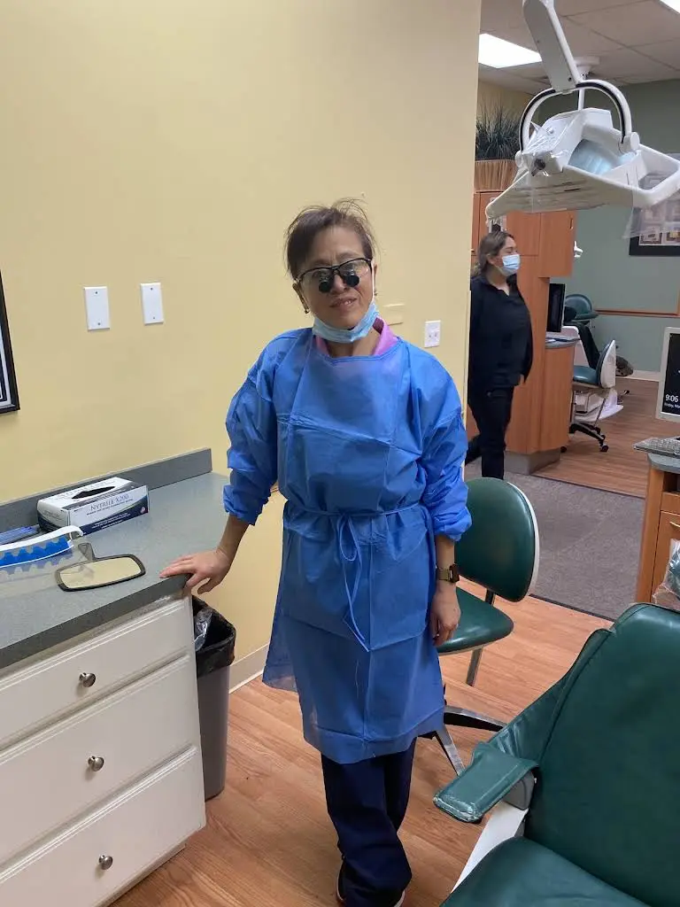 Dental Dreams-Machesney Park - Professional dental clinic exterior with modern facilities