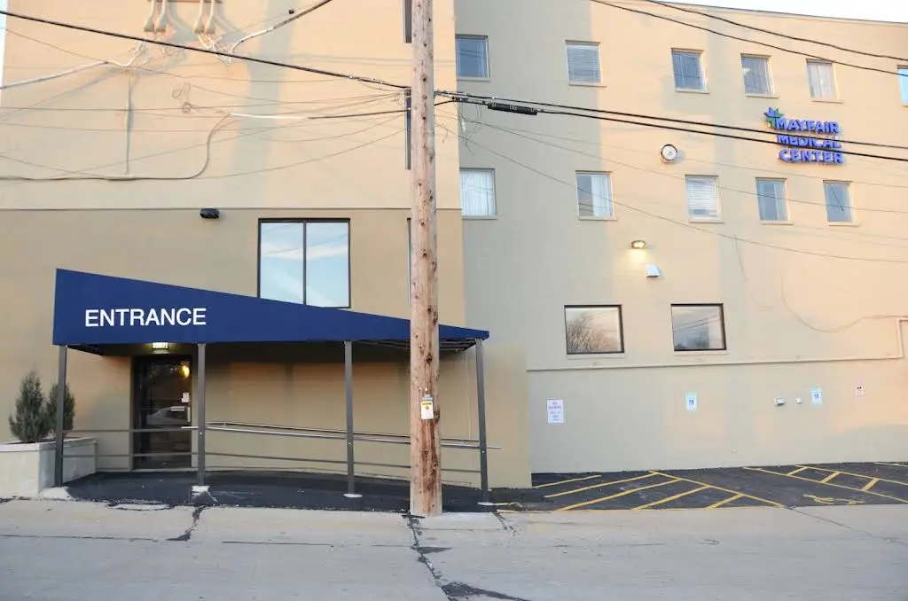Huck Dental LLC - Professional dental clinic exterior with modern facilities