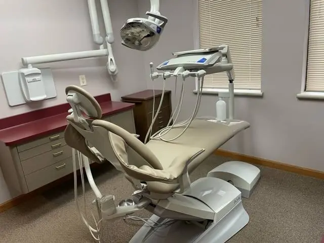 Bright Smiles Dentistry - Professional dental clinic exterior with modern facilities