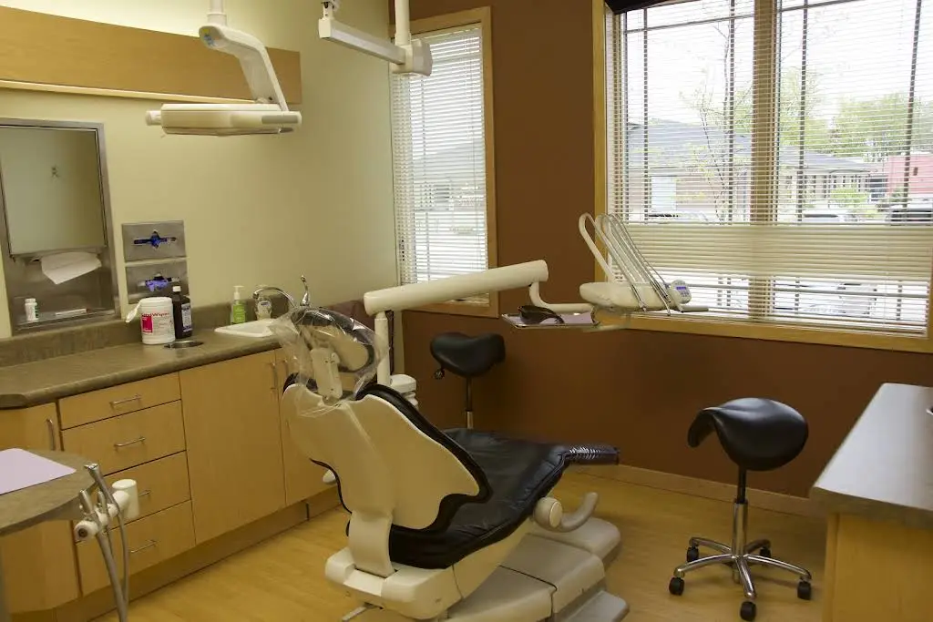 Adriana Jaramillo DDS LLC - Professional dental clinic exterior with modern facilities