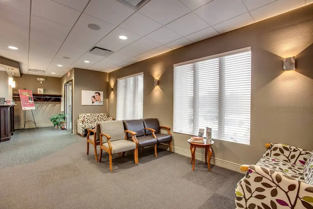 Dental Arts Dr. Deb Cassill - Cedar Rapids - Professional dental clinic exterior with modern facilities