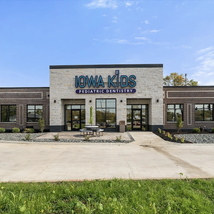 Iowa Kids Pediatric Dentistry - Professional dental clinic exterior with modern facilities