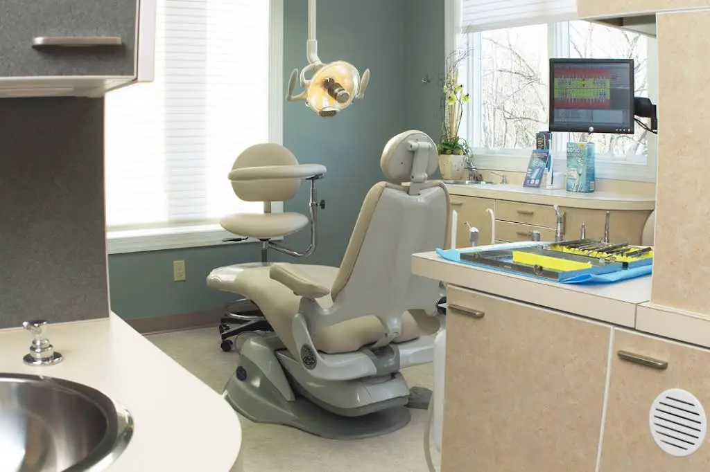 Premier Dental - Professional dental clinic exterior with modern facilities