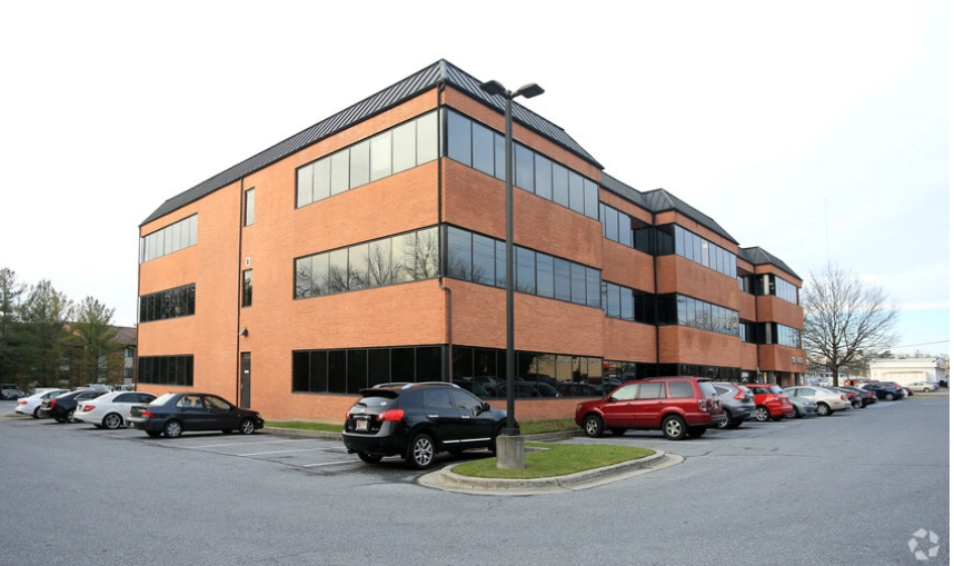 Dr. Kim Dental - Professional dental clinic exterior with modern facilities