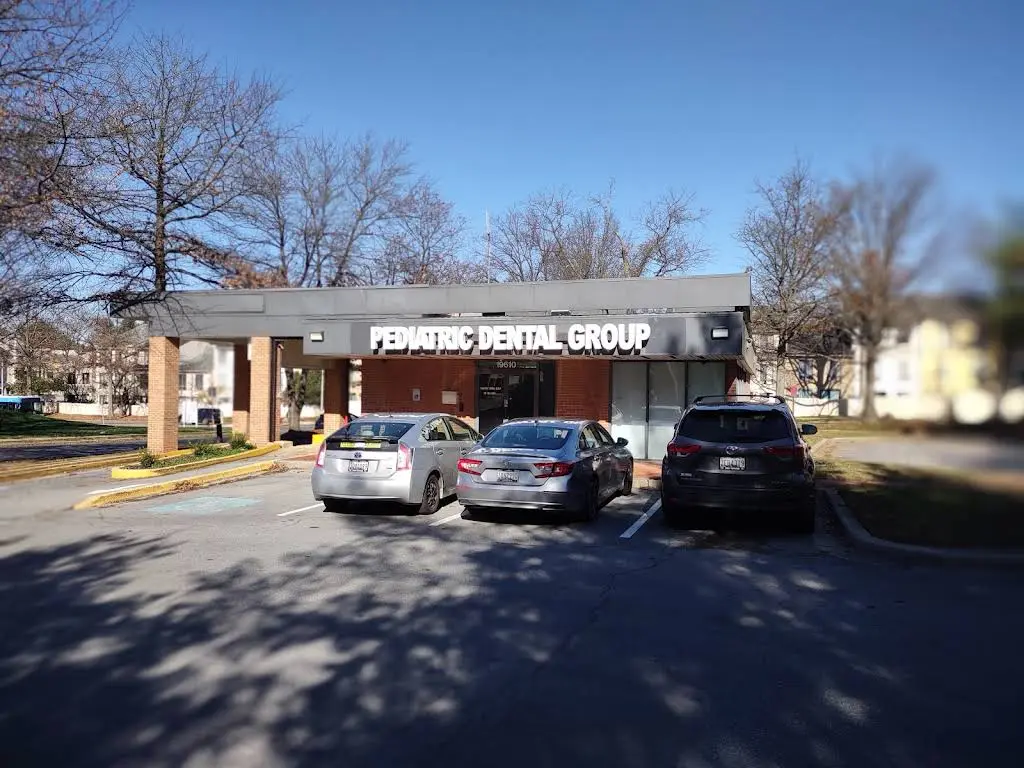 Pediatric Dental Group - Professional dental clinic exterior with modern facilities