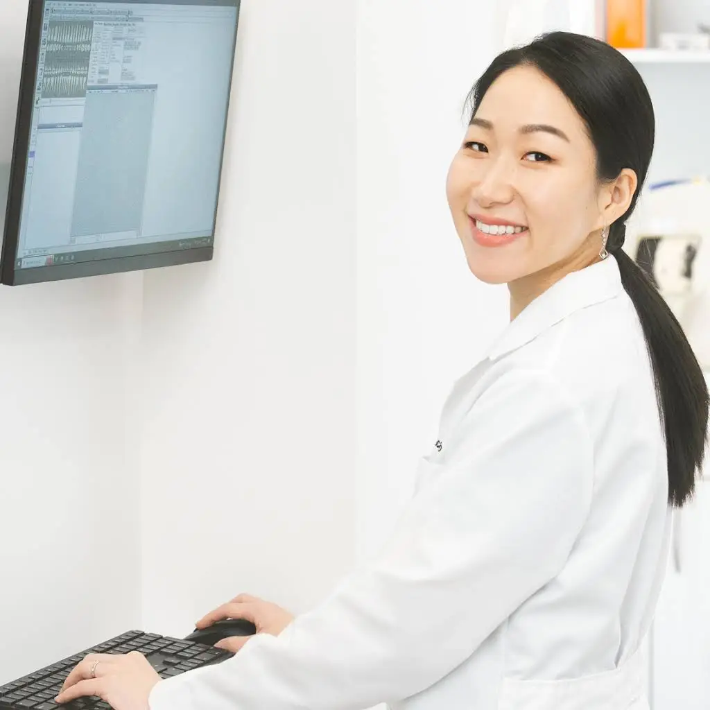 Simple Dental - Professional dental clinic exterior with modern facilities