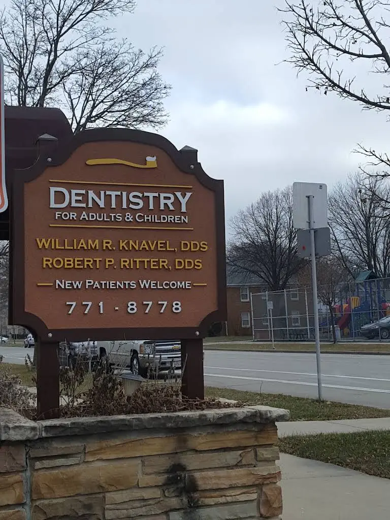 Good Land Dental - Professional dental clinic exterior with modern facilities