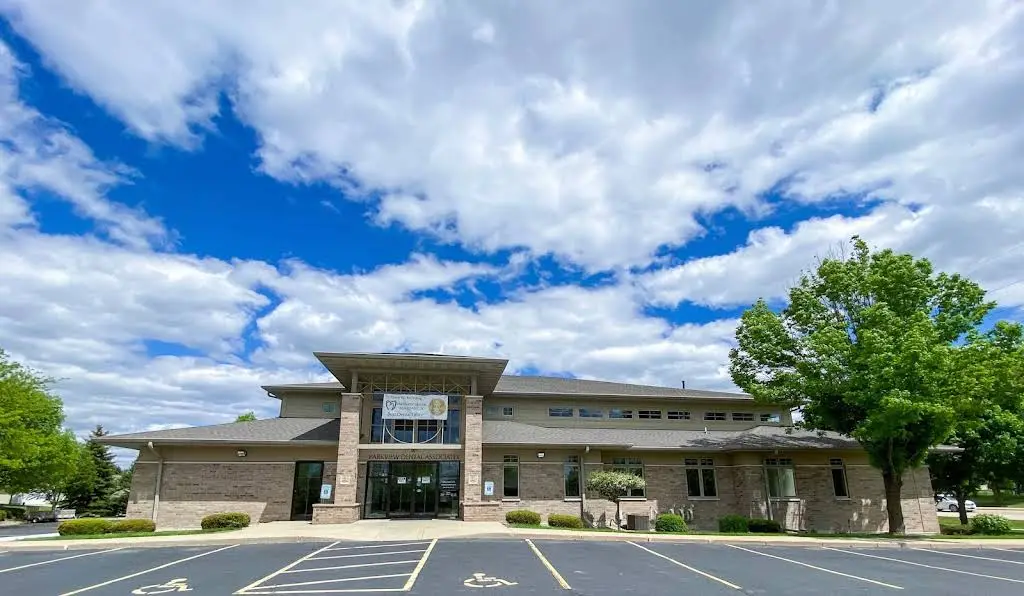 Parkview Dental Associates SC - Professional dental clinic exterior with modern facilities