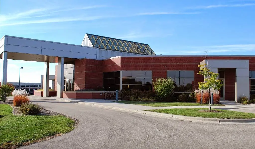 Center for Oral Maxillofacial Surgery and Dental Implants - Professional dental clinic exterior with modern facilities