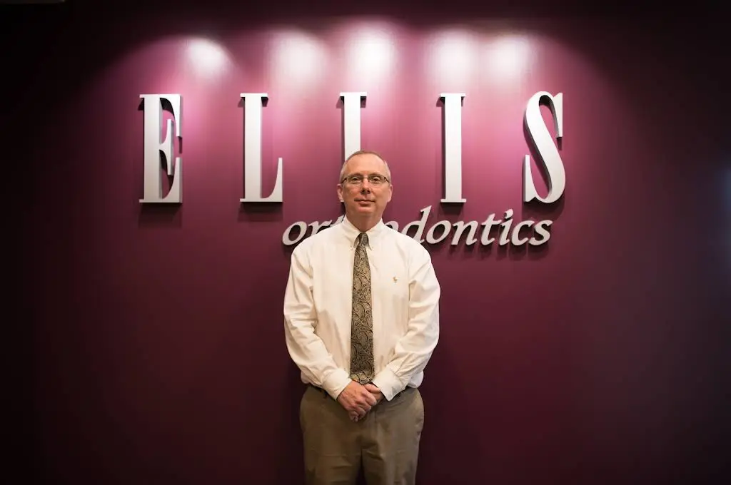 Ellis Orthodontics, LLC - Professional dental clinic exterior with modern facilities