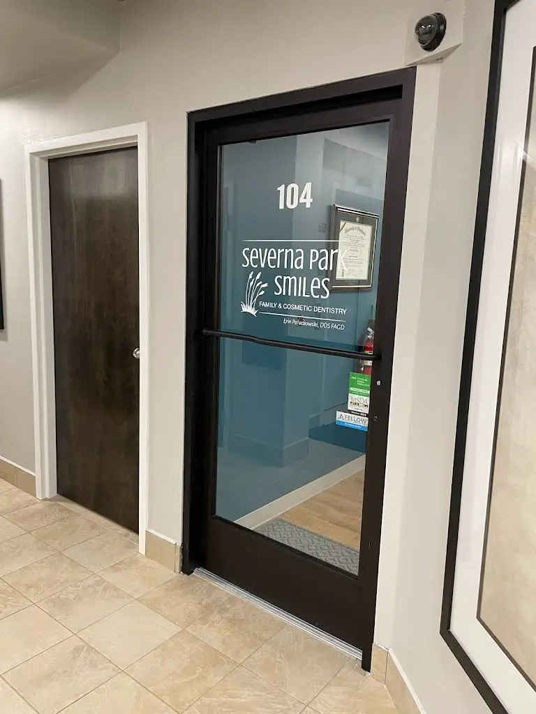 Severna Park Smiles - Erin Paluchowski, DDS - Professional dental clinic exterior with modern facilities