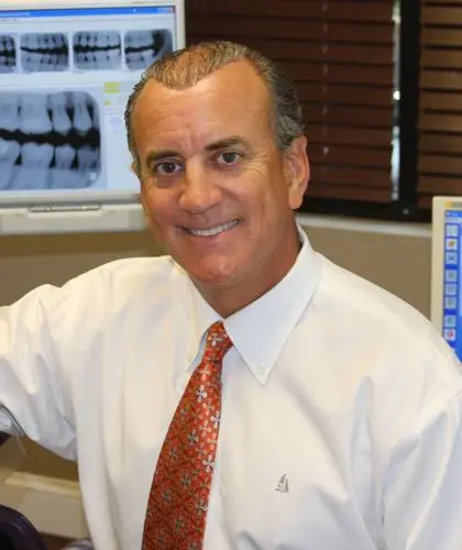 Severn River Cosmetic & Family Dentistry - Professional dental clinic exterior with modern facilities