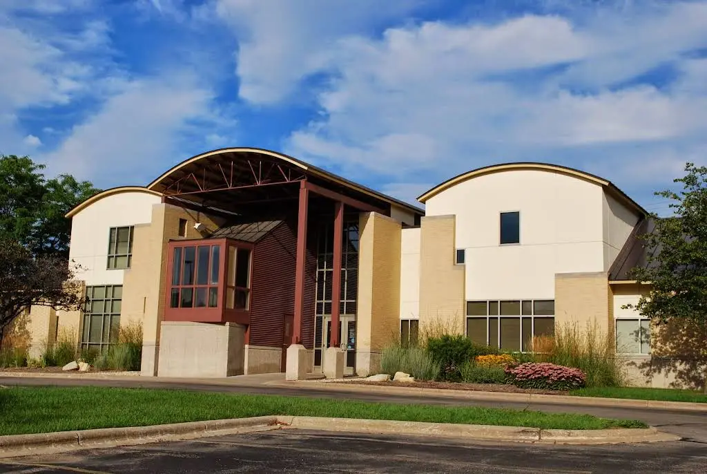 Center for Oral Maxillofacial Surgery and Dental Implants - Professional dental clinic exterior with modern facilities