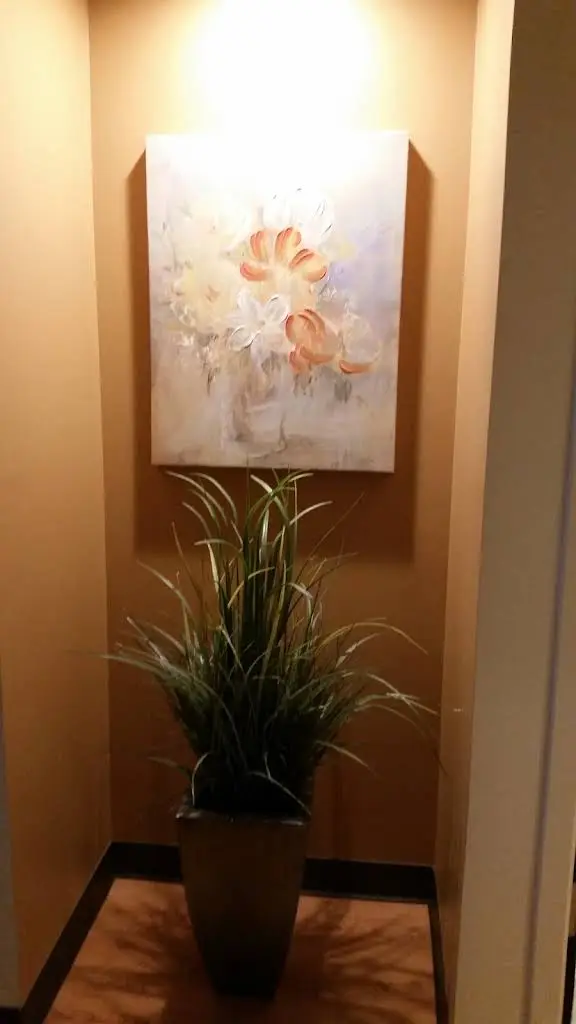 Relaxed Dentistry - Ruben D Cuellar DDS - Professional dental clinic exterior with modern facilities