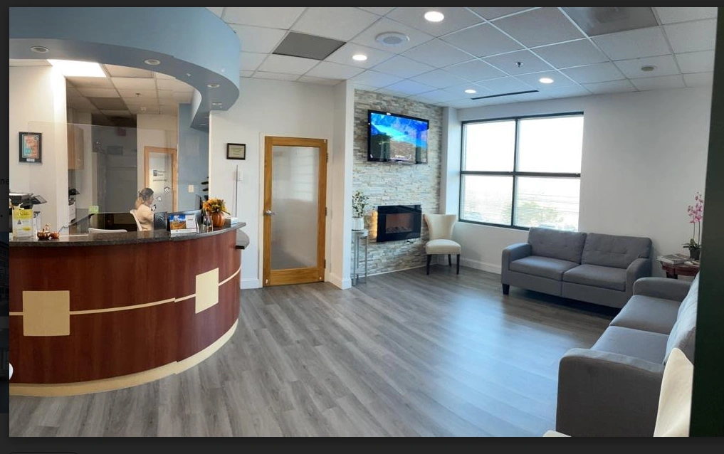 Wellington Dental Associates - Professional dental clinic exterior with modern facilities