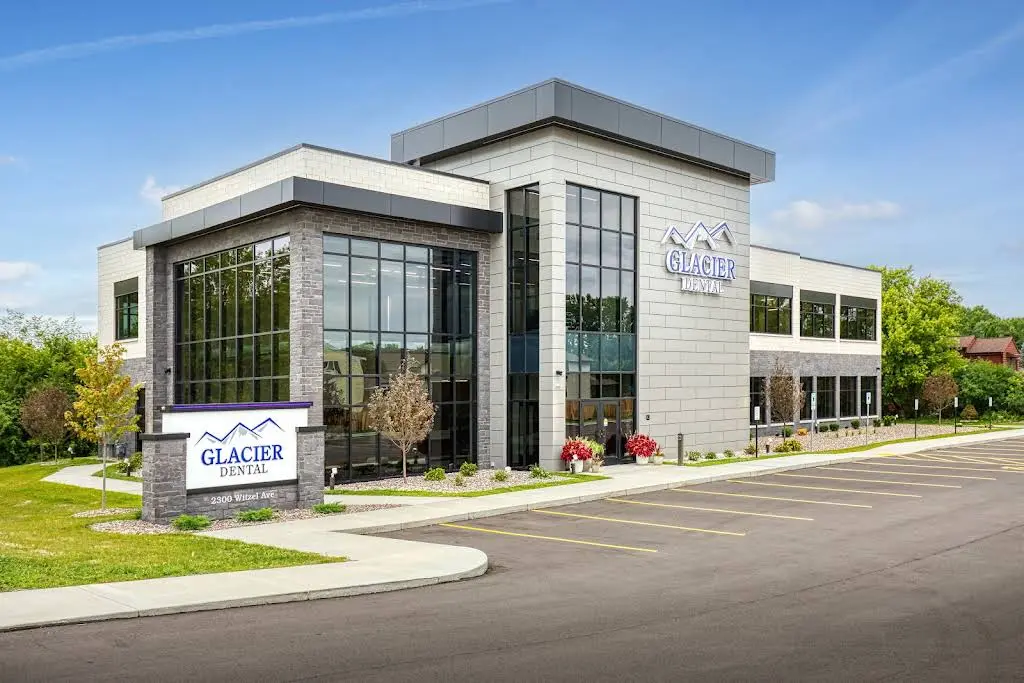 Glacier Dental - Professional dental clinic exterior with modern facilities
