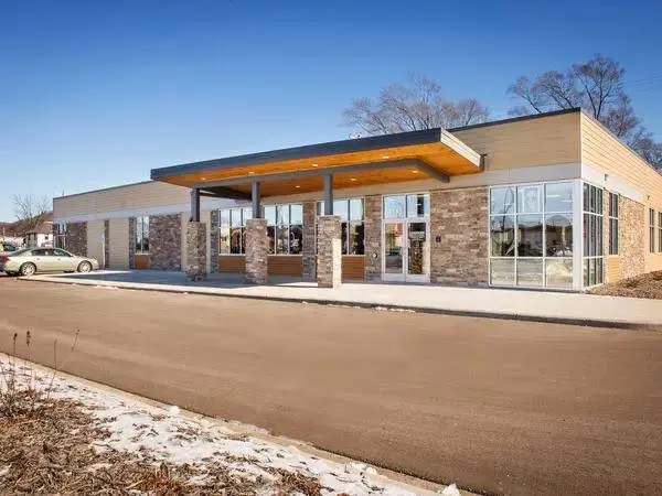 Gundersen Dental Specialties Prairie du Chien - Professional dental clinic exterior with modern facilities