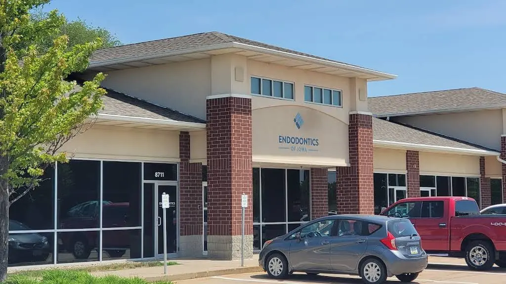 Endodontics of Iowa - Professional dental clinic exterior with modern facilities
