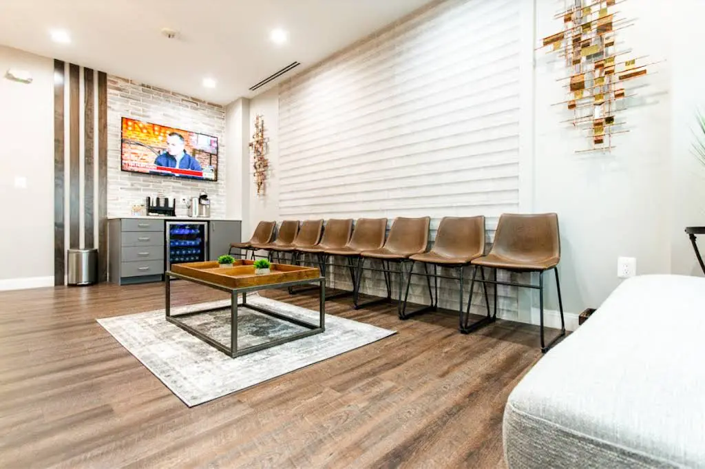 South Riding Oral and Implant Surgery - Professional dental clinic exterior with modern facilities