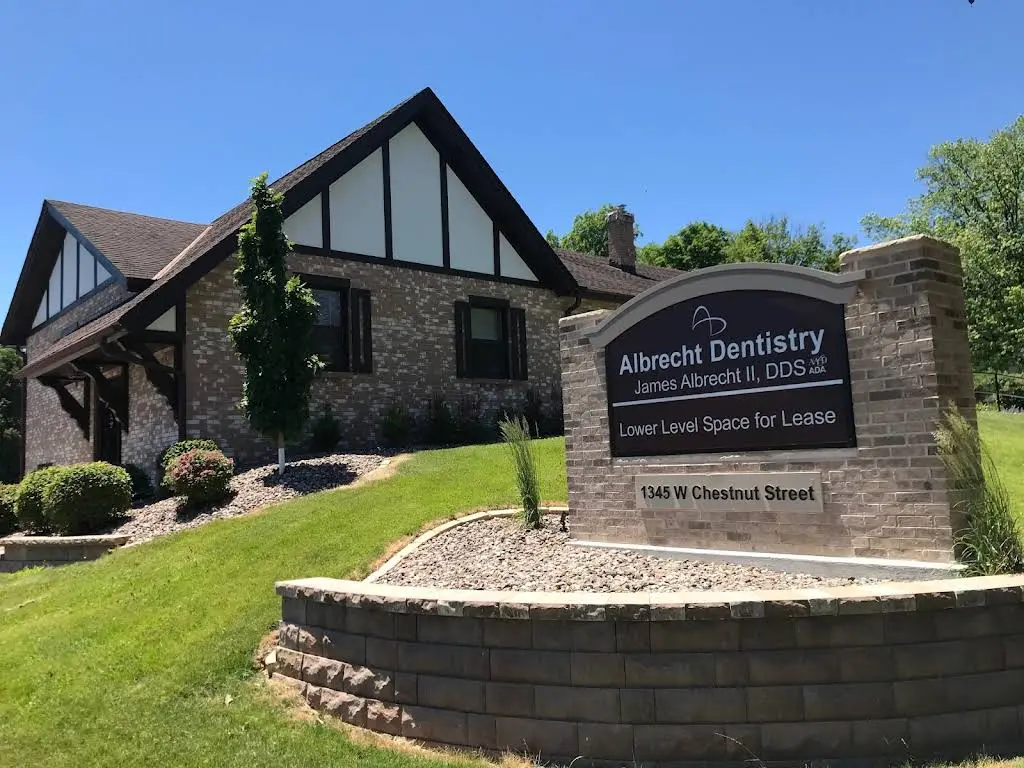 Albrecht Dentistry - Professional dental clinic exterior with modern facilities