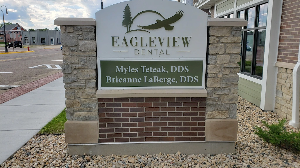 Eagleview Dental - Professional dental clinic exterior with modern facilities