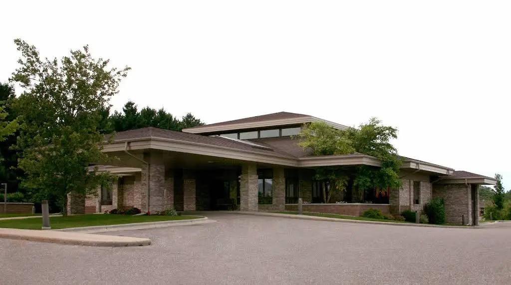 Village Family Dental Associates: Stahnke Todd Dr - Professional dental clinic exterior with modern facilities