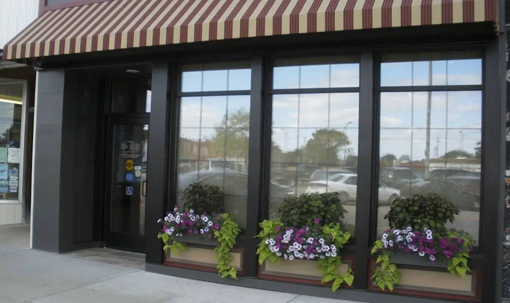 FHN Family Healthcare Center - Lena - Professional dental clinic exterior with modern facilities