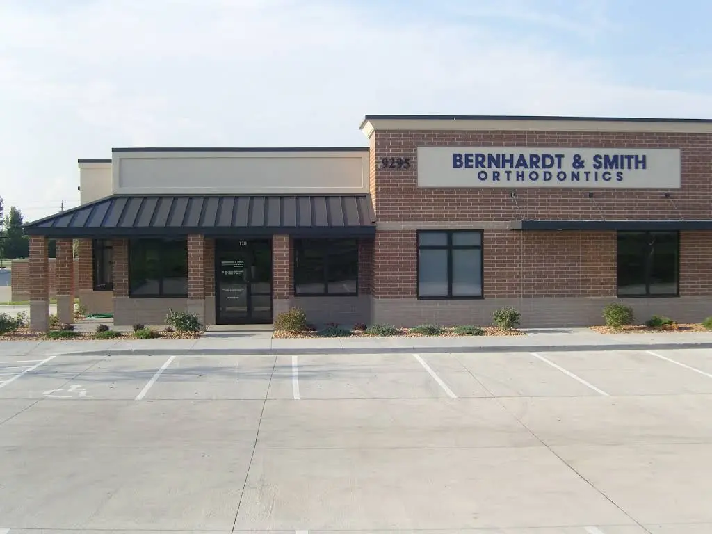 Bernhardt & Smith Orthodontics - Professional dental clinic exterior with modern facilities
