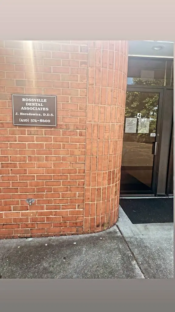 Rossville Dental - Professional dental clinic exterior with modern facilities