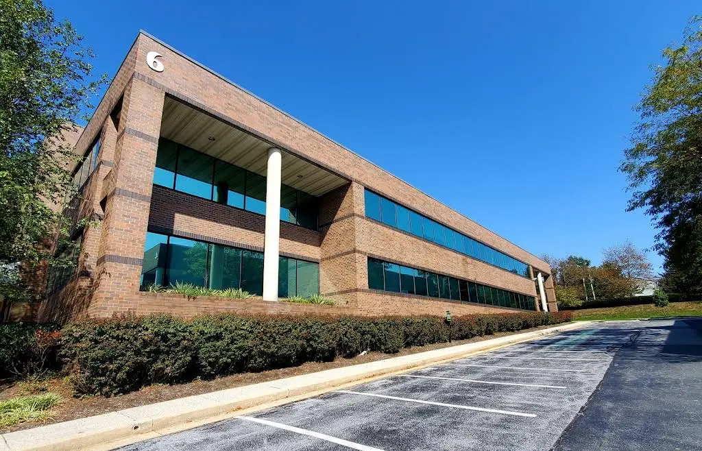 Paul R. Friedman DDS, Periodontist and Implant Dentistry - Professional dental clinic exterior with modern facilities