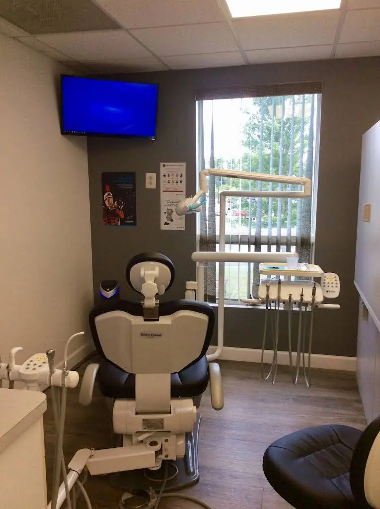 Rai Family Dentistry - Professional dental clinic exterior with modern facilities