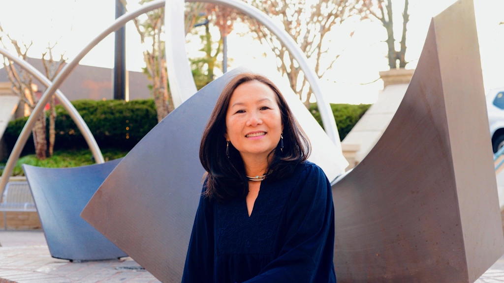 Dr. Bui Family & Cosmetic Dentistry - Professional dental clinic exterior with modern facilities