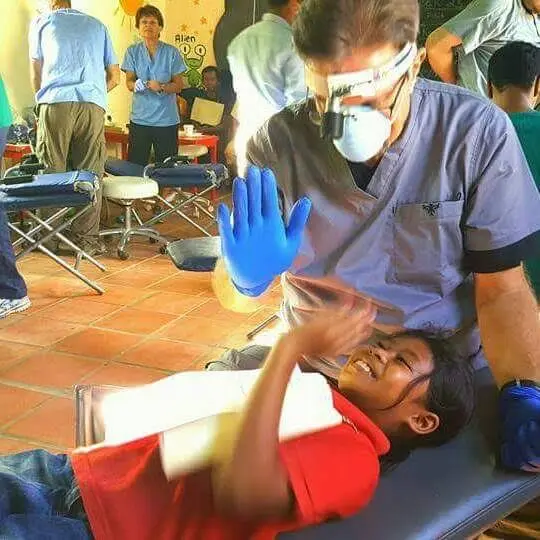 Roman Podolak DDS - Professional dental clinic exterior with modern facilities