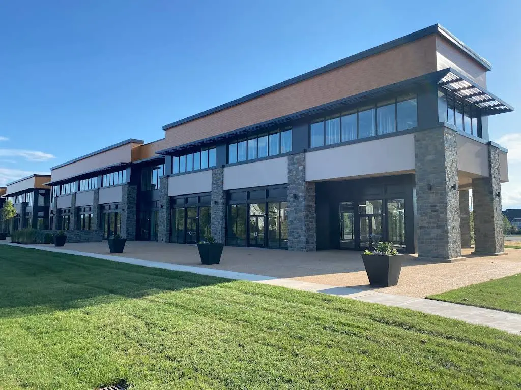 Bobbio Family Dental - Professional dental clinic exterior with modern facilities