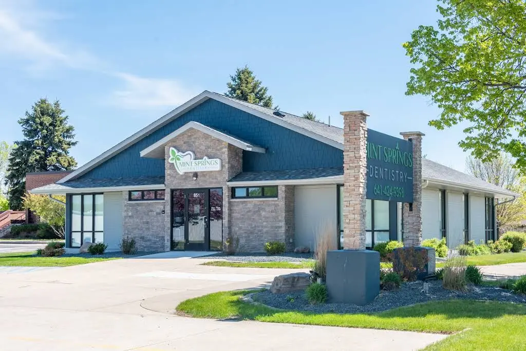 Mint Springs Dentistry - Professional dental clinic exterior with modern facilities