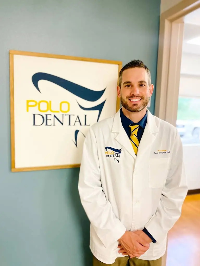 Polo Dental - Professional dental clinic exterior with modern facilities
