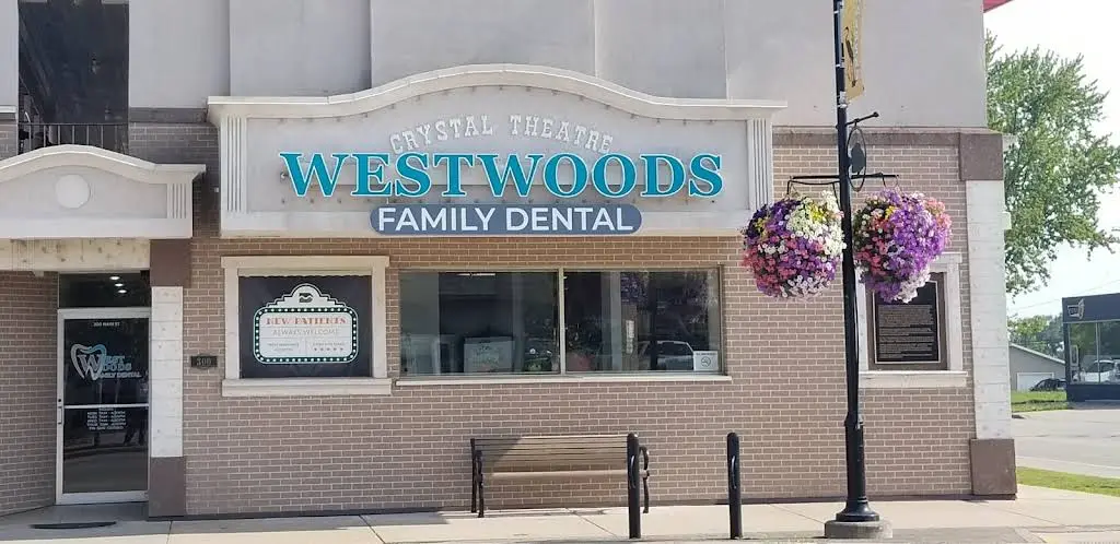 WESTWOODS FAMILY DENTAL - Professional dental clinic exterior with modern facilities