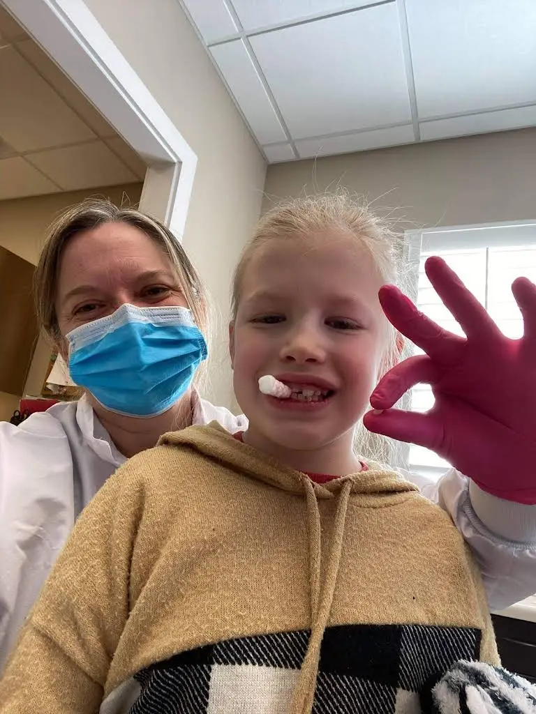 Clear Lake Pediatric Dentistry - Professional dental clinic exterior with modern facilities