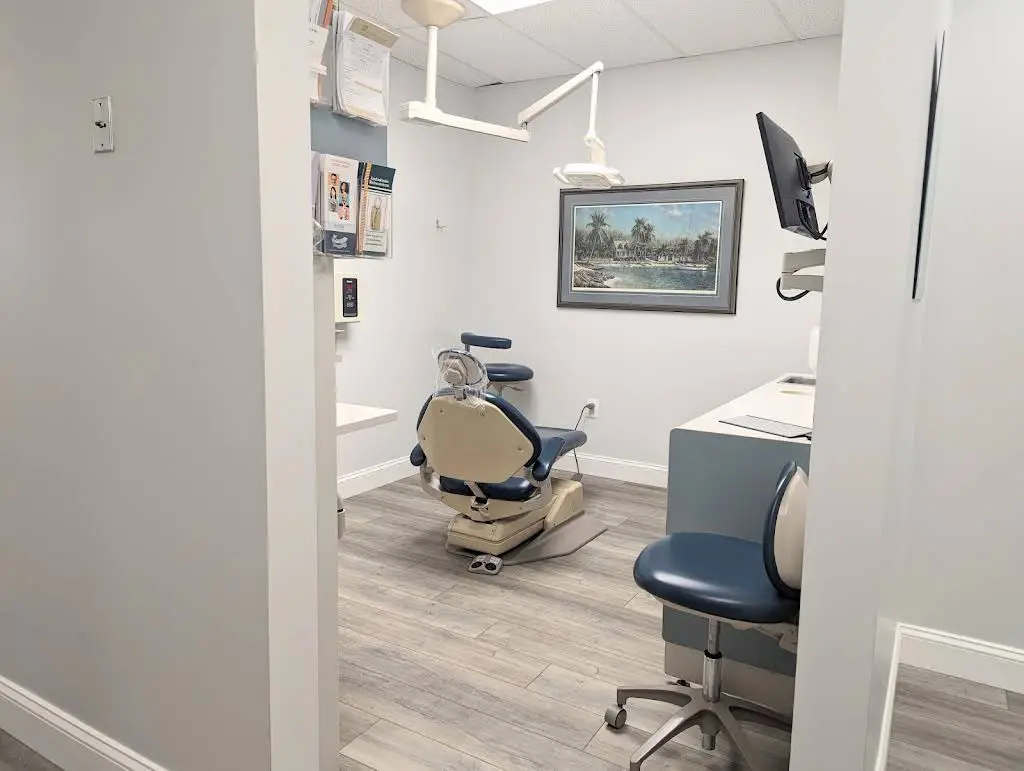 Ashburn Dental Center - Ronald Ray DDS & Peajmun Razmjou DDS & Associates