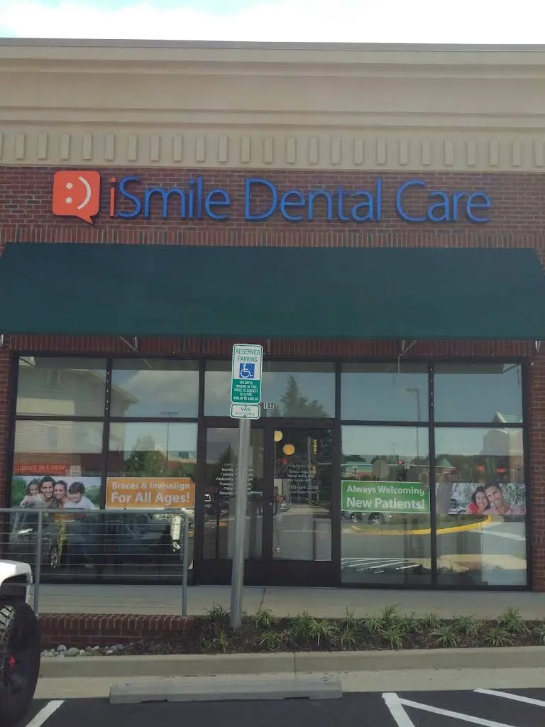 iSmile Dental Care - Professional dental clinic exterior with modern facilities