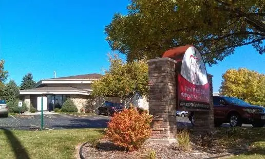 Appleton Family Dentistry - Professional dental clinic exterior with modern facilities