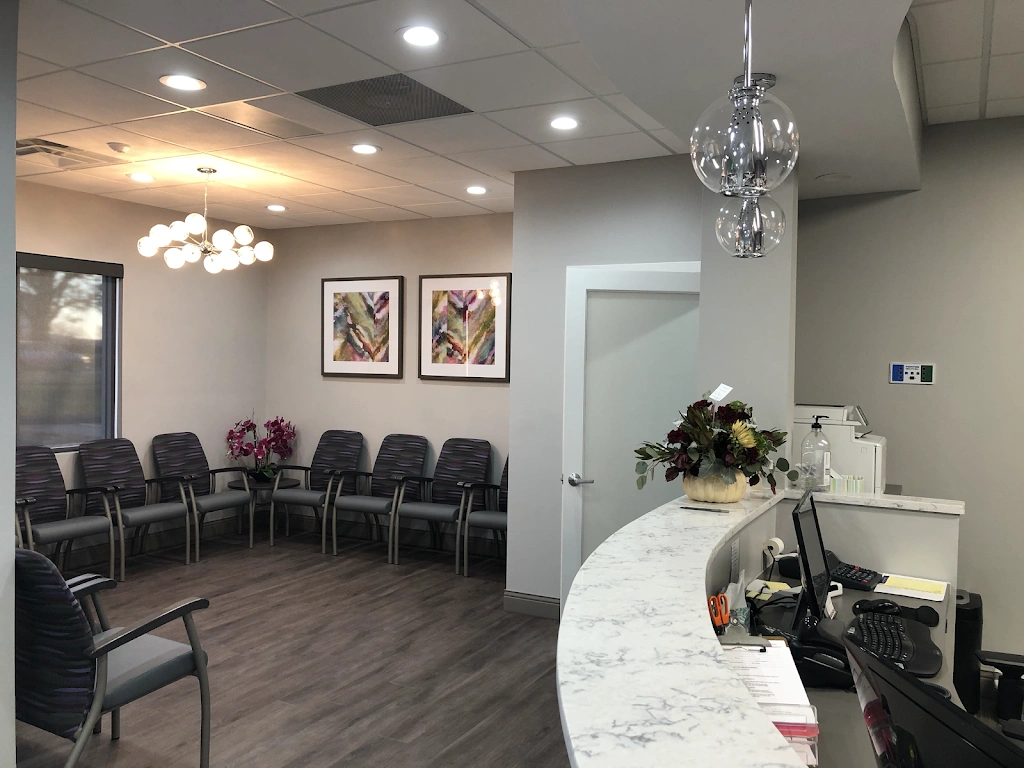 Gary Reznik D.D.S., P.A. - Professional dental clinic exterior with modern facilities