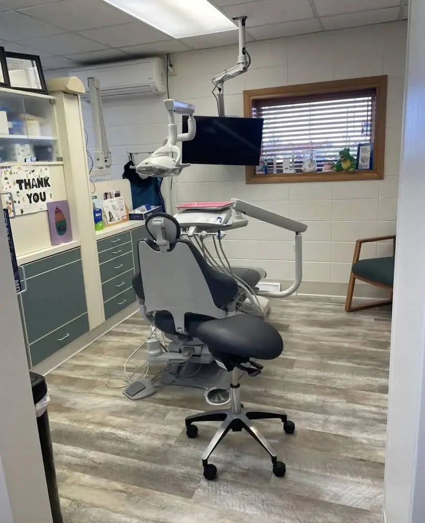 Karla R McDonald DDS - Professional dental clinic exterior with modern facilities