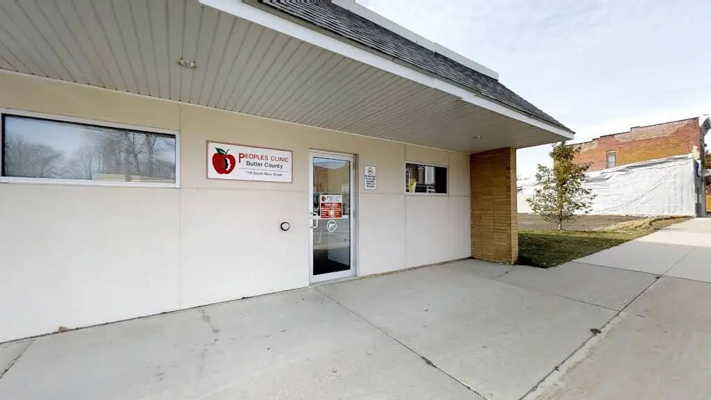 Peoples Clinic Butler County - Professional dental clinic exterior with modern facilities