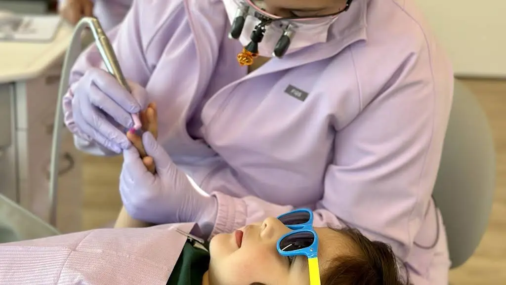 Lansdowne Pediatric Dentistry - Professional dental clinic exterior with modern facilities