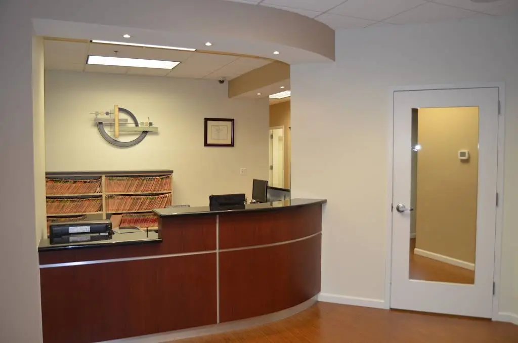 Lansdowne Periodontics and Implant Dentistry - Professional dental clinic exterior with modern facilities