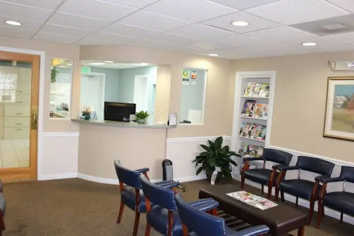 Bay Area Dental of Aberdeen - Professional dental clinic exterior with modern facilities