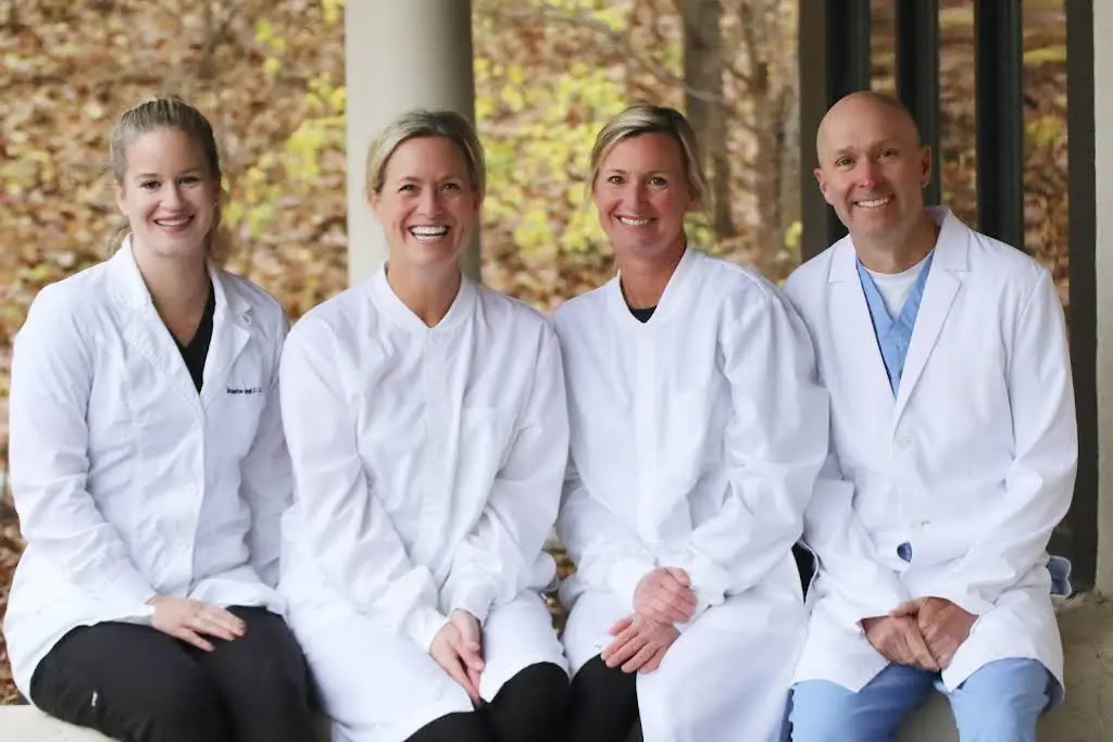 Centerpointe Dental - Professional dental clinic exterior with modern facilities