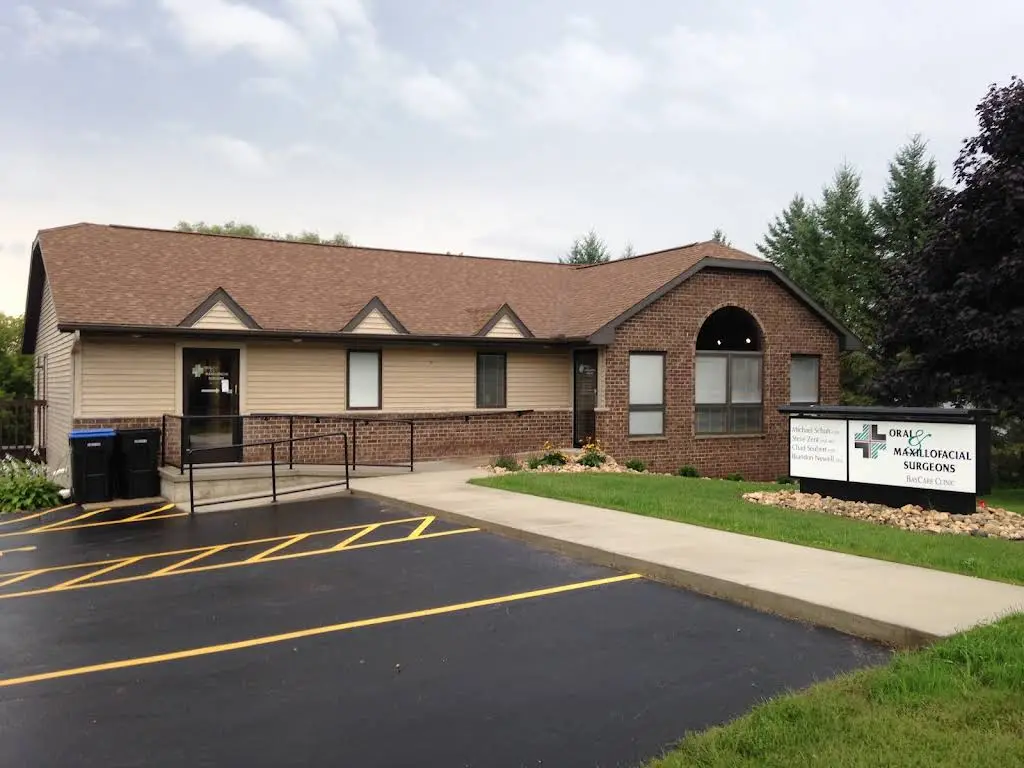 Oral Surgery & Implant Specialists BayCare Clinic