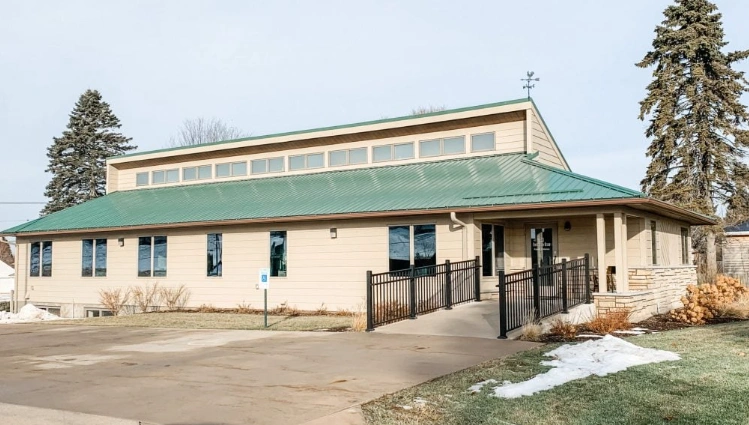 Algoma Family Dentistry - Professional dental clinic exterior with modern facilities